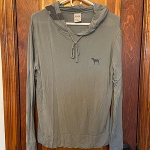 🌿3/$10 VS Pink long sleeve t